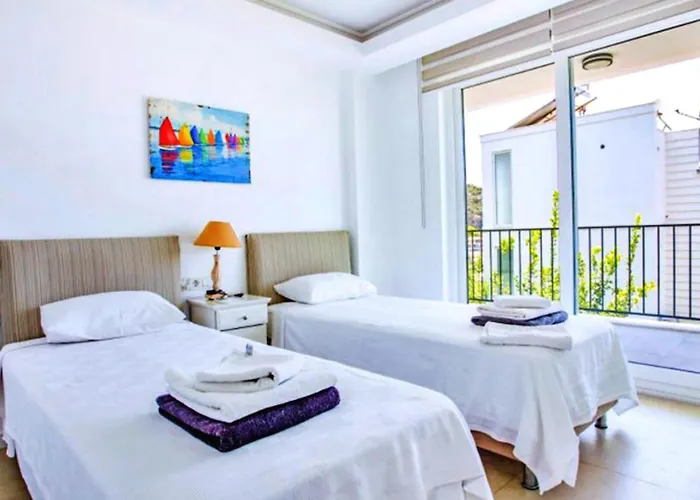 Kisla Bay 4 Bedroom ヴィラ