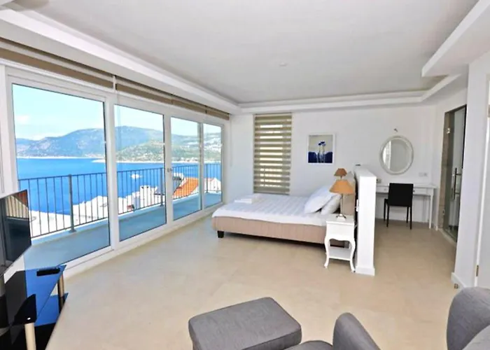 Kisla Bay 4 Bedroom Villa *